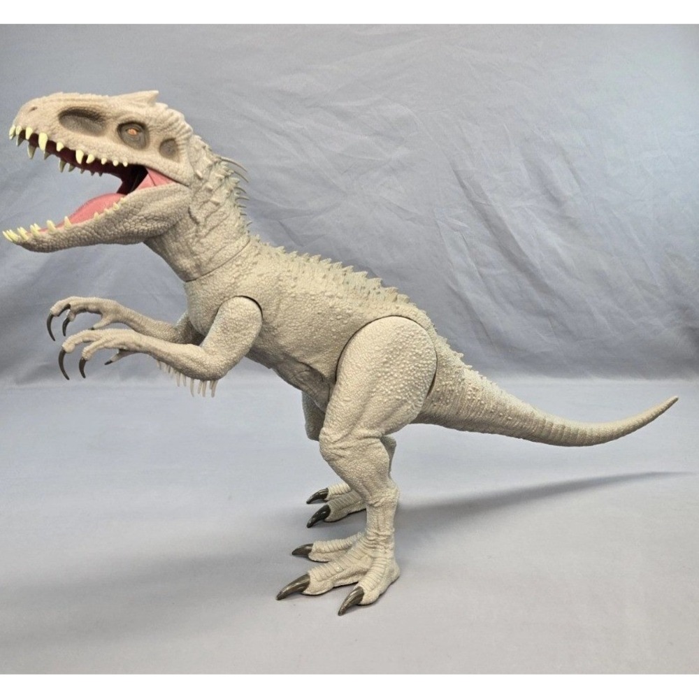 Jurassic World Camp Cretaceous Super Colossal Indominus Rex Action Figure 39"